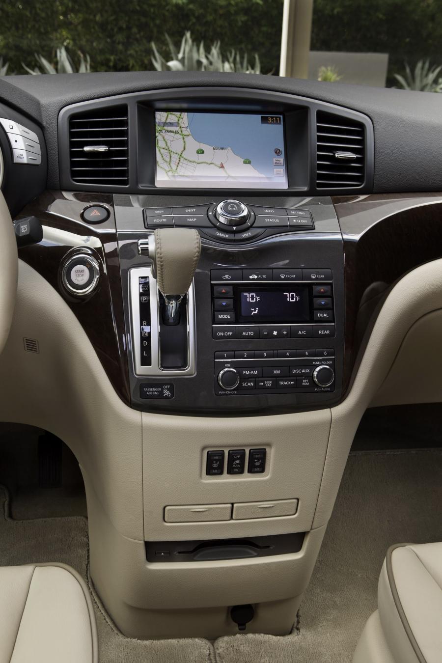  Nissan Quest 2011 года  (фото 9 из 32)